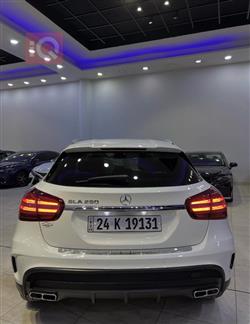 مرسيدس بنز GLA